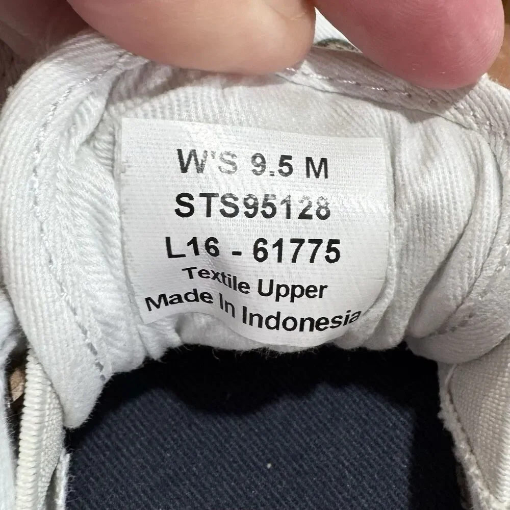 Sperry Pier View W 9.5 White Canvas Sneakers Rawhide Laces Coastal Preppy